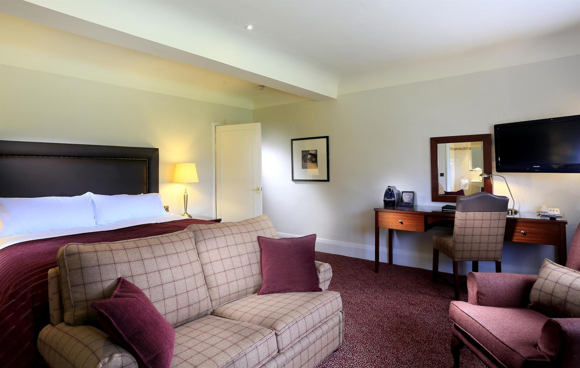 Macdonald Craxton Wood Hotel & Spa Ledsham  Bagian luar foto