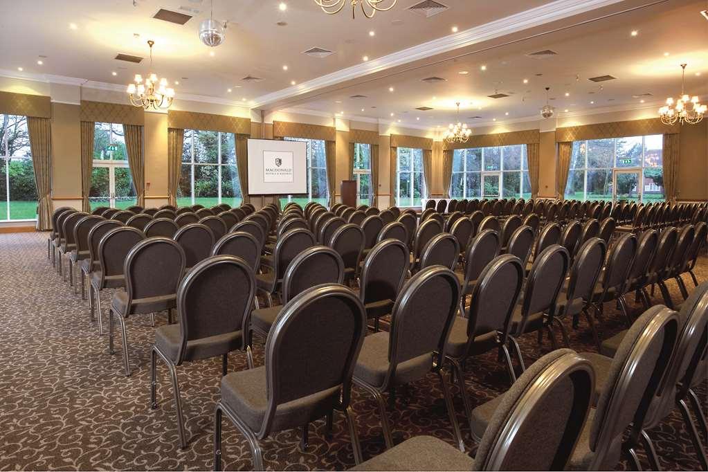 Macdonald Craxton Wood Hotel & Spa Ledsham  Fasilitas foto