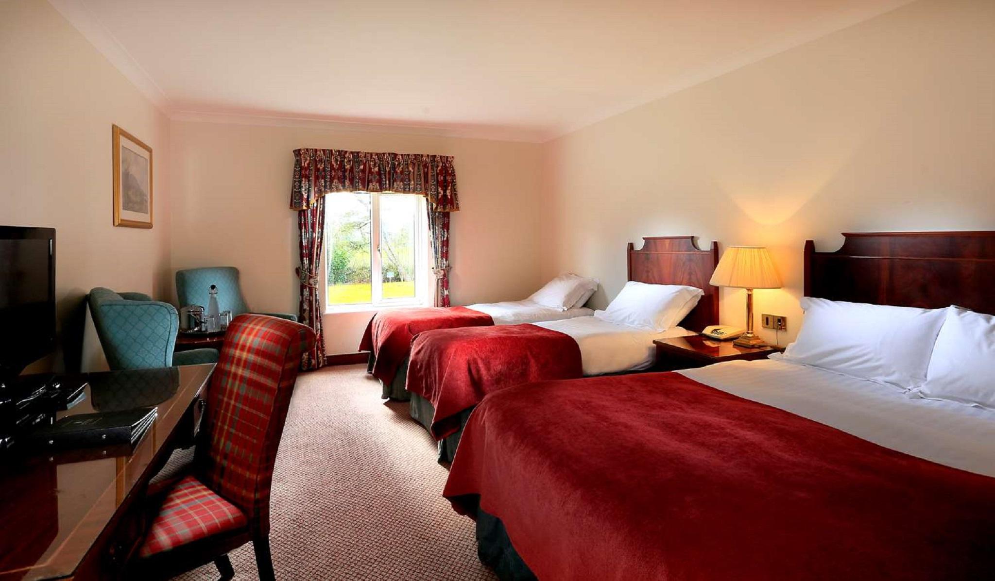Macdonald Craxton Wood Hotel & Spa Ledsham  Bagian luar foto