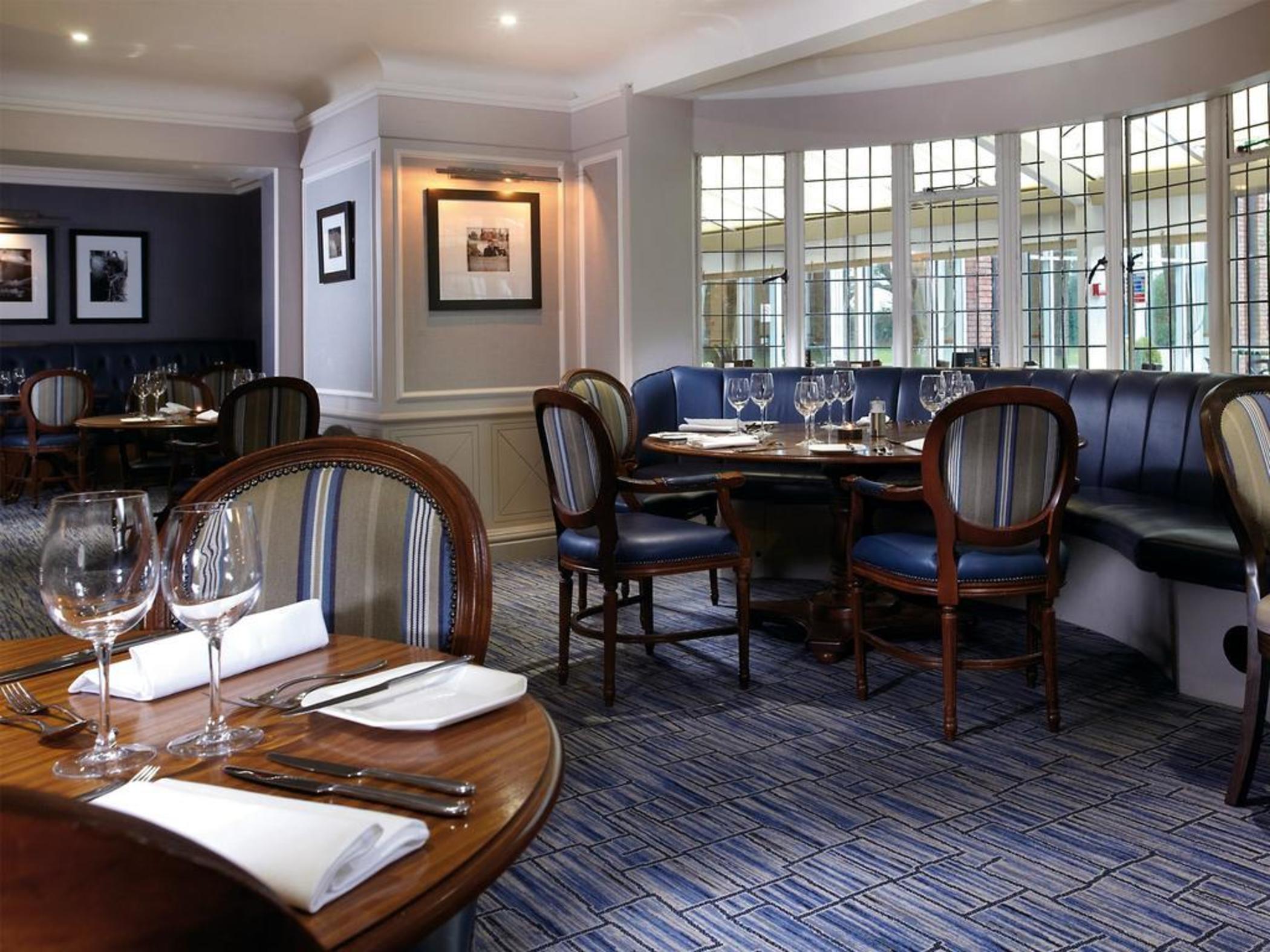 Macdonald Craxton Wood Hotel & Spa Ledsham  Bagian luar foto