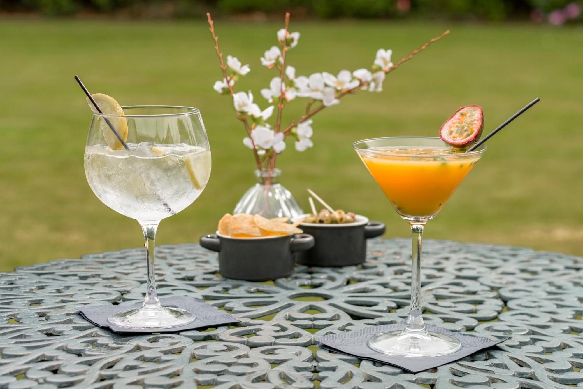 Macdonald Craxton Wood Hotel & Spa Ledsham  Bagian luar foto