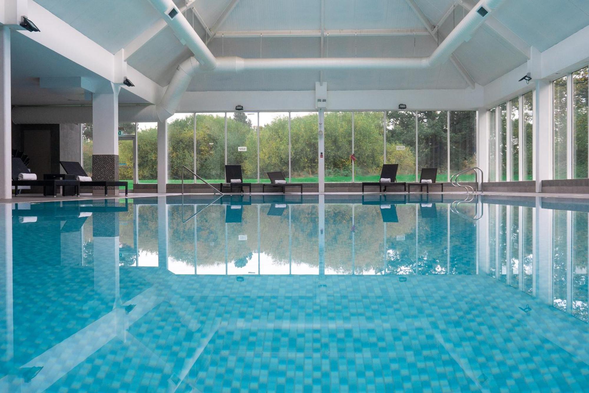 Macdonald Craxton Wood Hotel & Spa Ledsham  Bagian luar foto